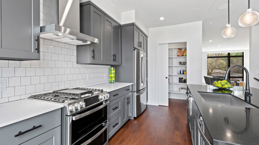 Kitchen with Cabinet