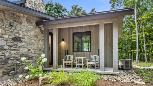Coziest Porch in Door County!