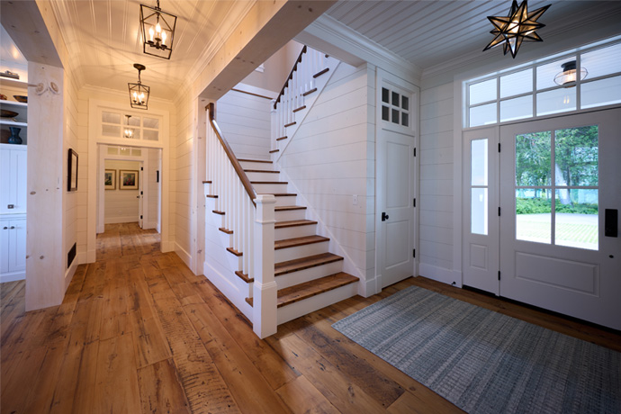 Foyer view of a house