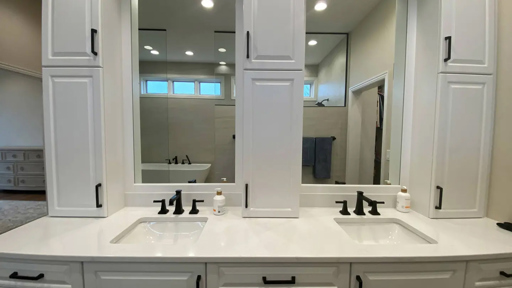 Vanity with Dual Sinks