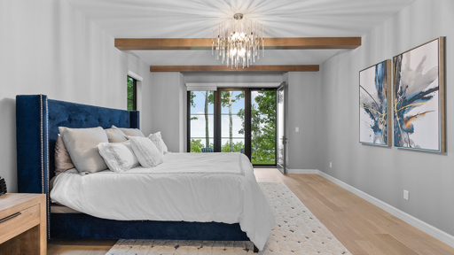 Bedroom with Ceiling Beams