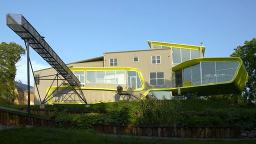 Exterior 6