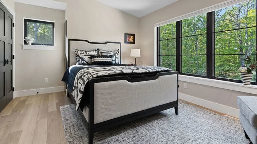 Wake up to Forest Views