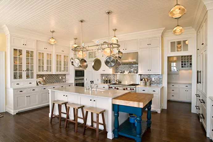 Kitchen With Island