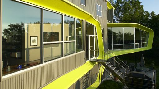 Exterior 4